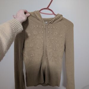 Vintage Floral Zip-up